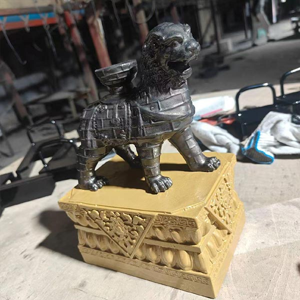 Cast Iron Lion Metal Processing